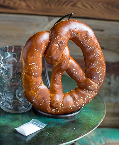 Milwaukee Pretzel Company Authentic Bavarian Style Gourmet Soft Pretzel, Fresh Baked and Shipped ...