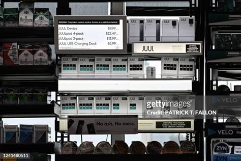 Cigarettes Convenience Store Photos and Premium High Res Pictures - Getty Images