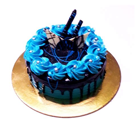 Chocolate Cake With Blue Icing - Rayzincakes