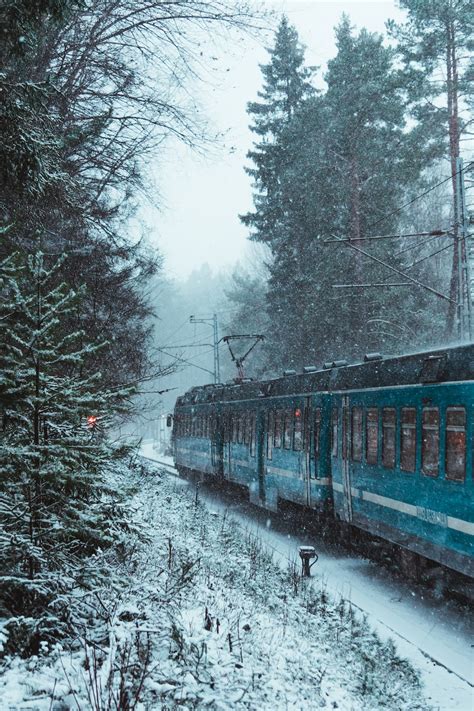 🔥 [10+] Snow Train Wallpapers | WallpaperSafari