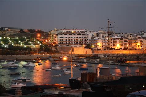 File:St. Paul's Bay, Malta 03 bgiu.JPG - Wikimedia Commons