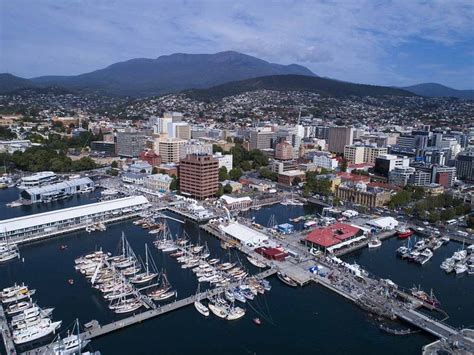 17 Hobart Tours for Roaming Road Trippers