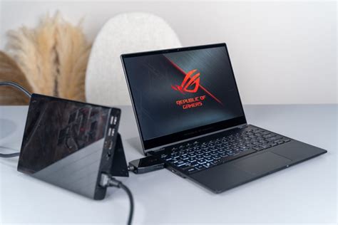 Ultraportabil de gaming ASUS ROG Flow X13 + placă grafică externă XG ...