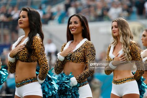 Best NFL Cheerleading Outfits 2021 — The Sideline Secrets