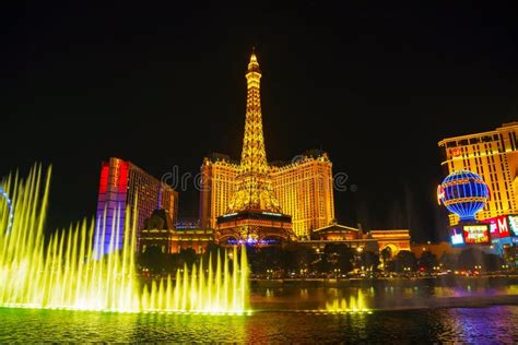 Las Vegas Boulevard in the Night Editorial Photo - Image of city, evening: 49844931