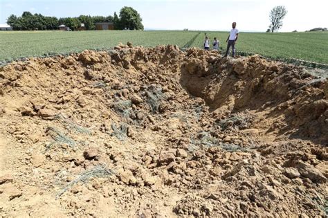 A Forgotten Bomb From WWII Has Ripped a Huge Crater in Central Germany : ScienceAlert