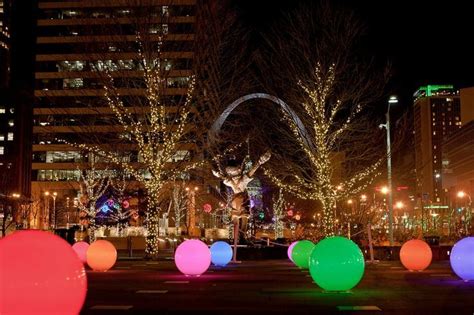 STL.News | Christmas events, St louis attractions, Holiday lights display