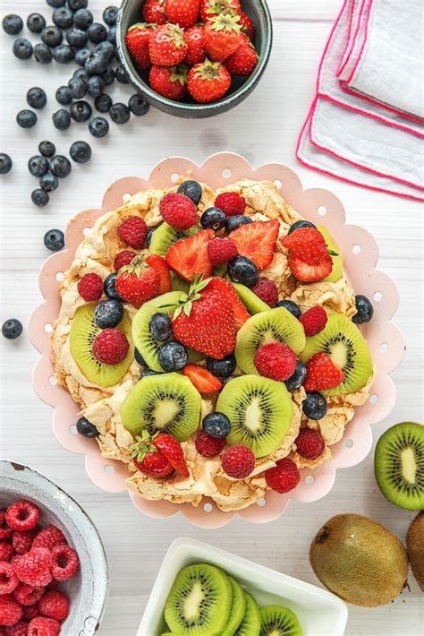 How To Make Pavlova & 4 Toppings You Need To Try | HelloFresh Food Blog | Pavlova recipe ...