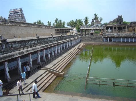 File:Chidambaram Nataraja temple tank.JPG - Wikimedia Commons