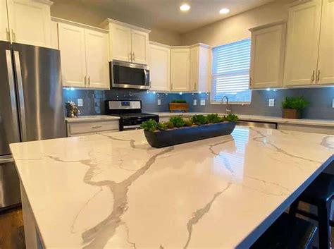 Calacatta Quartz Countertops (Design Guide) - Designing Idea