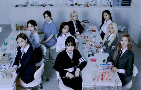 TWICE unveil third full-length album, ‘Formula Of Love: O+T=