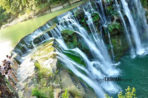 Shifen Waterfall | roundTAIWANround