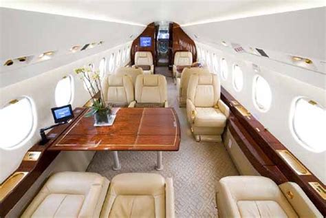 FALCON 2000 Specifications, Cabin Dimensions, Performance