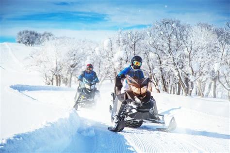 Ultimate Guide To The Best Maine Snowmobile Friendly Lodging