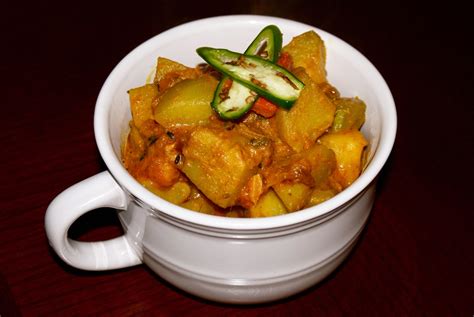 Nepali Tummy!!: Chayote Squash (Ishkus) Curry Recipe!!