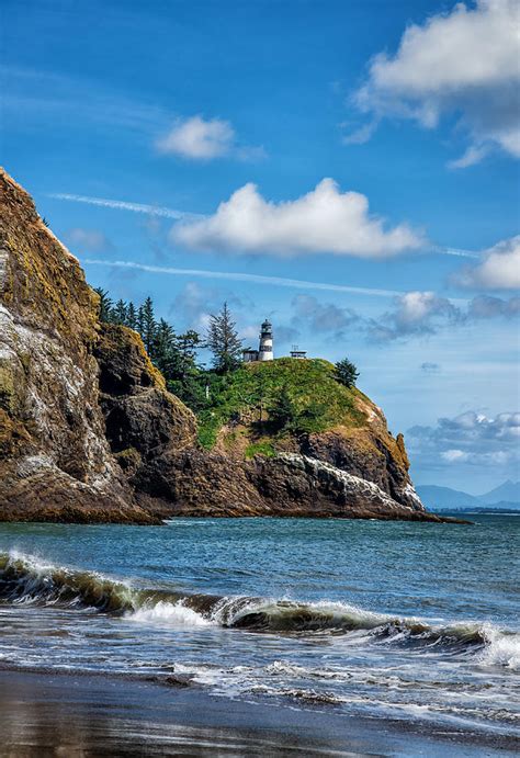 Cape Disappointment Lighthouse Photograph by Brett Perucco