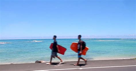The 99 Cent Chef: The Road to Waikiki & a Lau Lau Truck - Hawai'i Travelogue Video