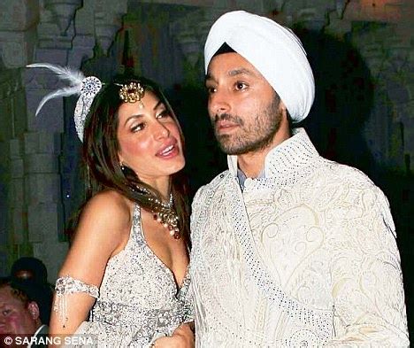 Lothario Vikram Chatwal flaunts lingerie model girlfriend in Mumbai | Daily Mail Online