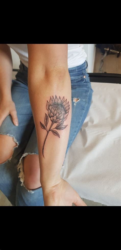 Protea Flower | Africa tattoos, Flower tattoo, Tattoos