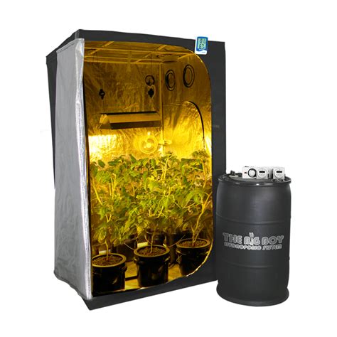 4x4 Grow Tent | Shop 4x4 Grow Tent Kit with 600w HPS Grow Light and Hydro Setup | HTG Supply