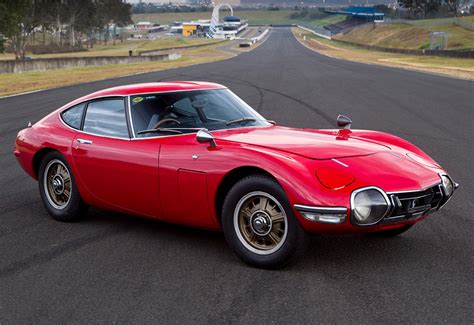 1967 Toyota 2000GT - price and specifications