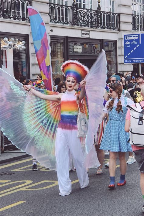 Pride London 2018 | Gay pride fashion, Pride outfit, Pride parade