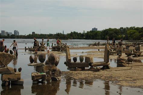 discover ottawa: Inukshuks on the Ottawa River