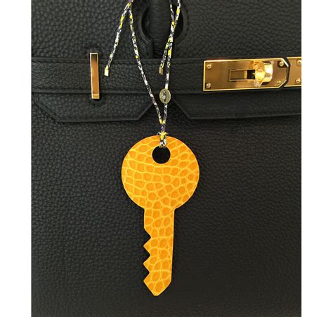 Limited Edition Key Charm Yellow - Niloticus Crocodile | Baghunter