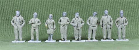 Empress Preview 28mm Modern Civilians For Your Wargames – OnTableTop – Home of Beasts of War