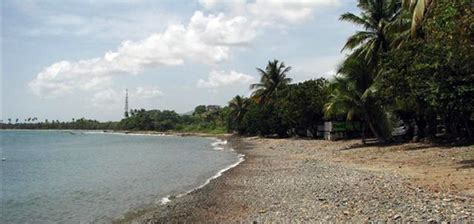 Inches Beach, Patillas, Puerto Rico | BoricuaOnline.com