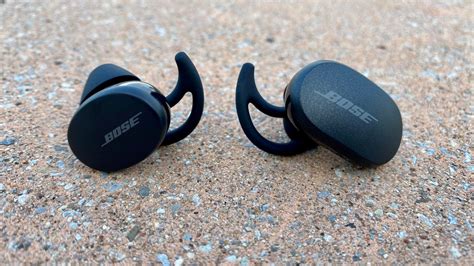 Bose Sport Earbuds review: Excellent sound and fit with one downside - CNET