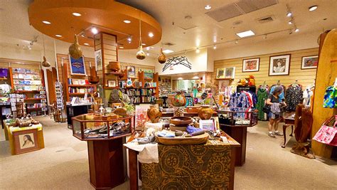 The 5 Best Oahu Places for Made-in-Hawaii Shopping - Hawaii Magazine