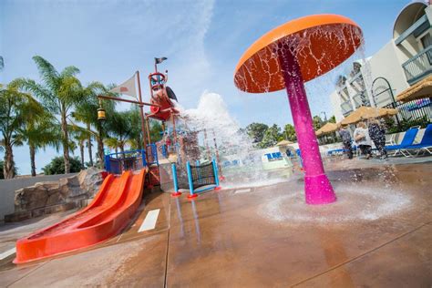 Best Hotel Pools in Anaheim