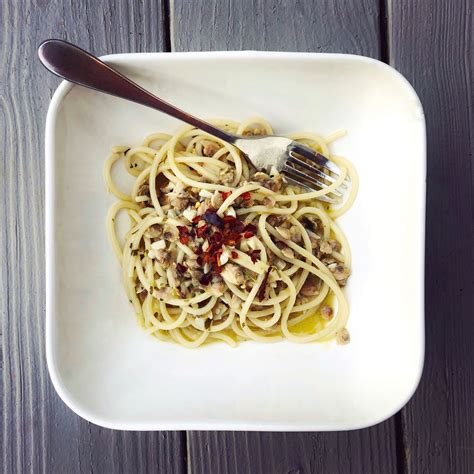 Skillet Clam Pasta