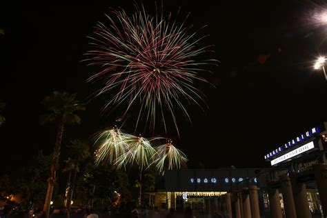 Fireworks upon fireworks July 3–4 at Dodger Stadium | by Jon Weisman ...