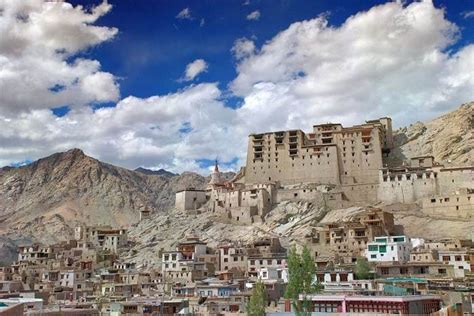 Leh Palace Ladakh – History, Architecture, Facts & Visit Timing