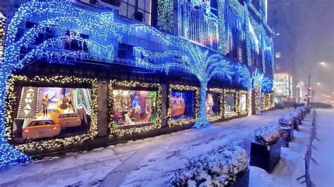 Christmas Windows at Saks Fifth Avenue - Jmurworld