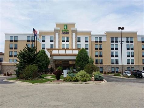 Holiday Inn Express Janesville-I-90 & US Highway 14 Hotel (Janesville (WI)) - Deals, Photos ...