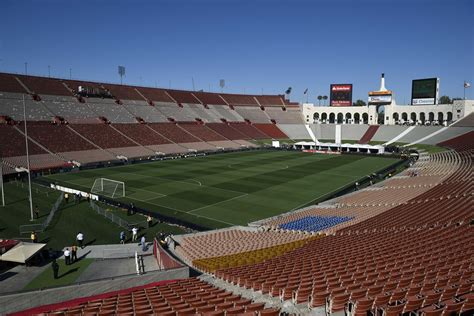 NFL begins process of securing temporary Los Angeles stadiums - Silver ...