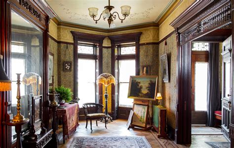 In Brooklyn, a Strict Victorian Brownstone — On Location - The New York Times