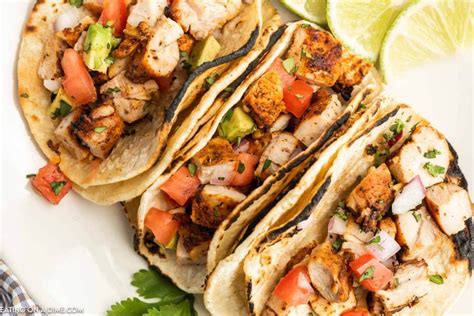 Grilled Chicken Tacos - Easy Grilled Street Tacos