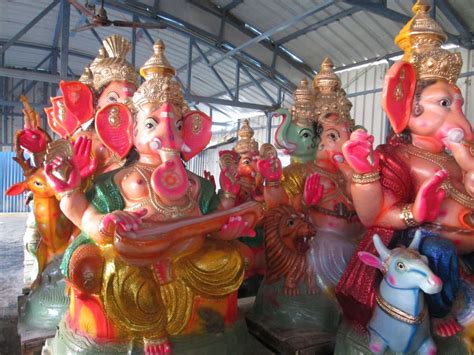 Pictorial Report Ganesh Chaturthi 2016: Statues for Sale - ARUNACHALA GRACE