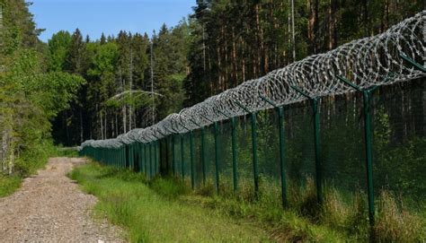 Latvia closes one of two border crossings with Belarus to stop ...