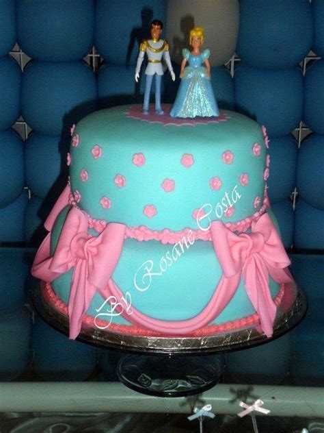 Cinderella themed cake | Cake, Themed cakes, Cinderella theme cake
