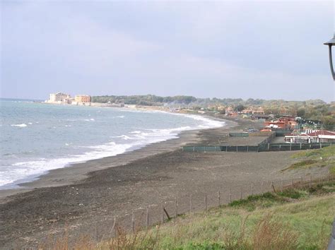 House at the beach north of Rome, Ladispoli, Italy UPDATED 2022 ...