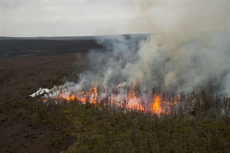 VIDEO: First look at new volcano fissure erupting in Hawaii