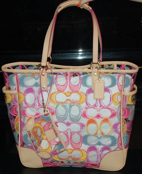 Coach Scribble Clear Large Beach Bag Tote w/ matching Wristlet ~ F22513 ~ NWT | Deer Park, NY Patch