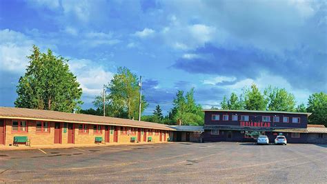 INDIANHEAD IRONWOOD HOTEL $69 ($̶1̶2̶8̶) - Updated 2023 Prices & Motel Reviews - MI