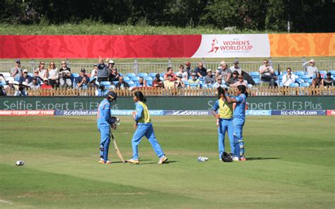 Indian women's cricket team wins gold medal at Asian Games 2023 - Gulf Insight 360