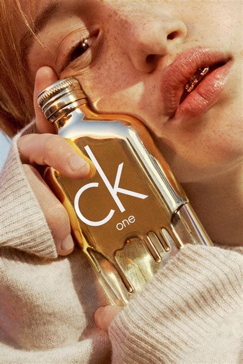 CK One Gold Calvin Klein perfume - a new fragrance for women and men 2016